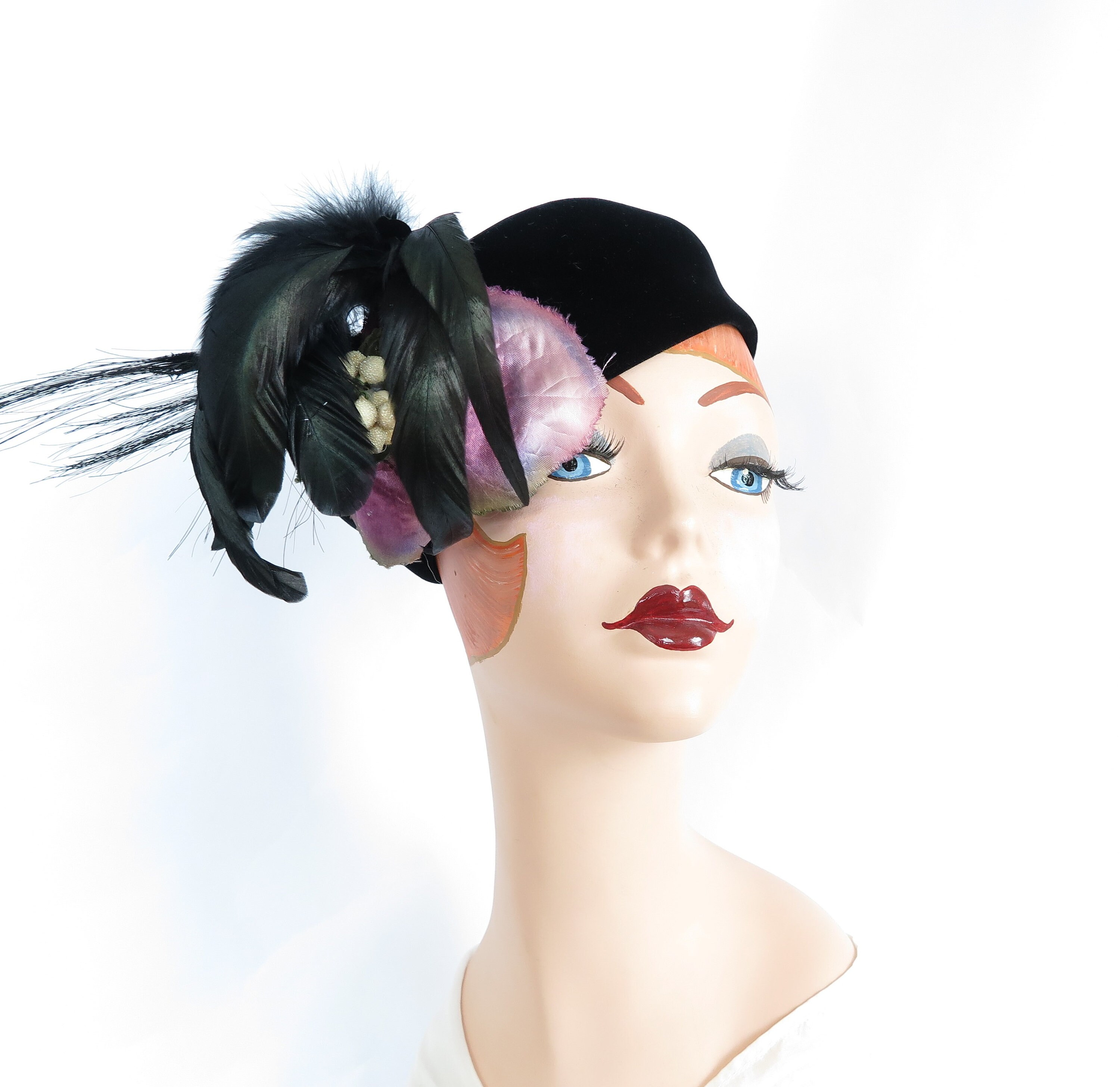 woman's brimless hat