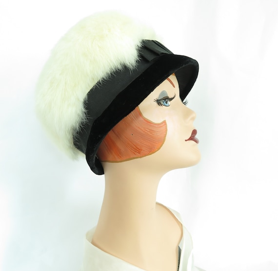 1960s woman's hat, vintage mid century bucket hat,