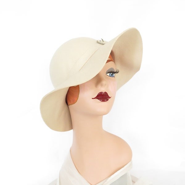 Woman's 1960s hat, vintage wide brim, creamy white felt, Chelton