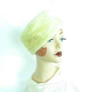 60s fur hat, vintage white rabbit fur toque, womans 1960s winter