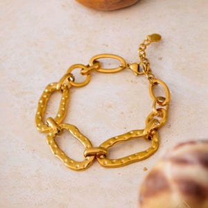 Elegant Curb Chain Bracelet Oval Chains in Real Gold Plated Stainless Steel, Unisex Fashion Jewelry, Perfect Gift,