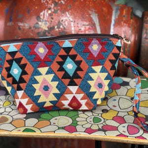 Bolso de mano tribal bohemio / Clutch de tela étnica tejida a mano con cremallera / Pequeño bolso estilo azteca / Monedero artesanal de Tailandia