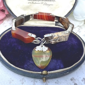 Antique Victorian Scottish Agate Sterling Silver Bracelet With Carved Heart Charm. Victorian Scottish Pebble Mixed Agate Jewellery