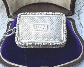 Antieke Georgische sterlingzilveren vinaigrette 1823 – John Bettridge Hallmarked Engels zilveren geurdoosje