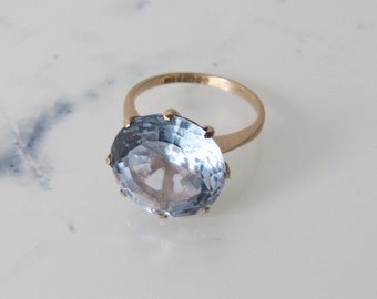 9ct Gold Brilliant Cut Round Stone Engagement Ring. 1960s Step Swiss Blue Topaz Cocktail Ring Vintage 10 Carat Topaz Solitaire Ring