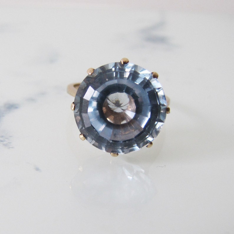 9ct Gold Brilliant Cut Round Stone Engagement Ring. 1960s Step Swiss Blue Topaz Cocktail Ring Vintage 10 Carat Topaz Solitaire Ring