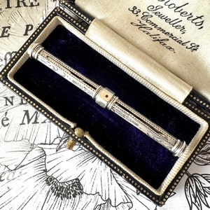 Colher para palito de dente e cera de ouvido em prata georgiana antiga. Acessório de higiene pessoal vitoriano/georgiano. Objetos de Vertu em prata antigos.