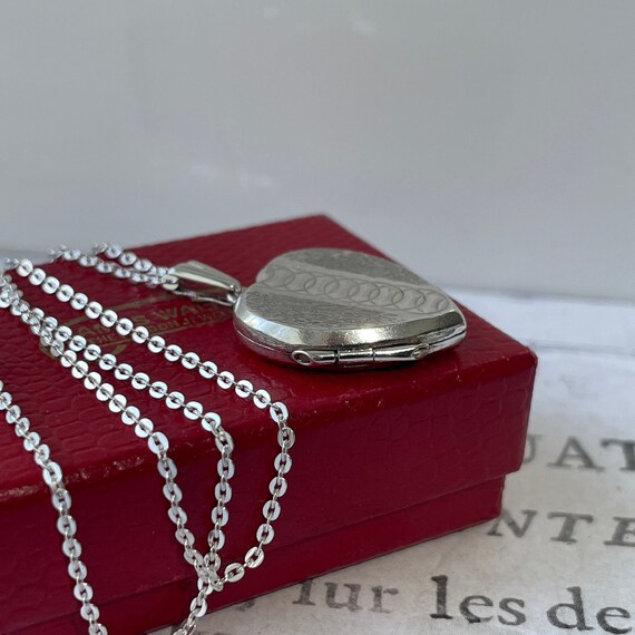 Vintage Sterling Silver Guilloche Engraved Heart … - image 2