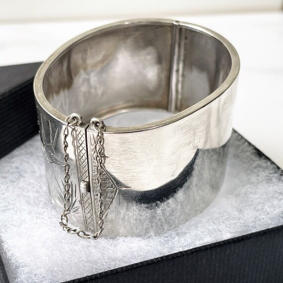 Victorian Aesthetic Engraved Silver Wide Cuff Bra… - image 6