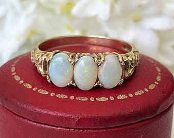 Vintage 9ct Gold 3-Stone Opal Ring. Edwardian Revival Trilogy Ring. Antique Style Past Present & Future Ring Size M.5/6.5