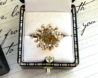 Vintage 9ct Gold Citrine Sea Anemone Ring. 1970's Yellow Green Citrine Solitaire Statement Ring. Designer Cocktail Ring Size N-1/2/ US 7