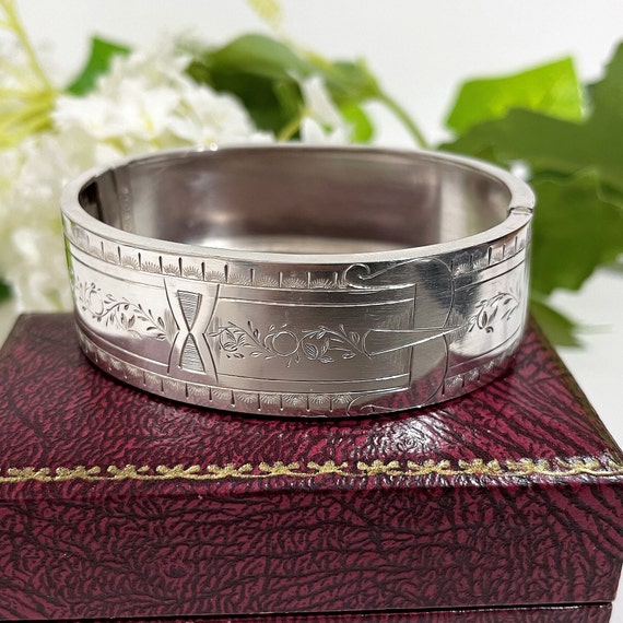 Victorian Silver Buckle Bangle (29K) | The Antique Jewellery Company