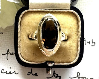 Vintage 9ct gouden rookkwarts markiesring. Gouden Cairngorm-ring uit de jaren 60. Neoklassieke trapringset ovale bruine edelsteenring, maat N/6-3/4