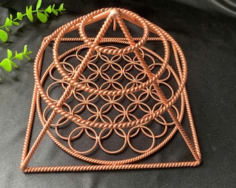 Copper Giza Pyramid with Flower of Life – Sacred Geometry Tensor Ring Décor