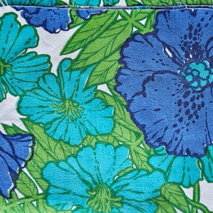 Vintage Screen Print Bloomcraft Fabric 42" x 54" Mod Retro Flowers Large Scale Green Blue