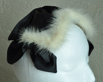 Vintage 1940s 1950s Headband Style Ladies Women's Hat With White Fur Trim Black Bows