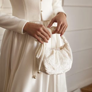 Piccola borsa per eventi, borsa da sposa bianca avorio, regalo per lei, borsa da sera in raso di seta, borsa porta soldi per feste, borsa da sposa, borsa Furoshiki