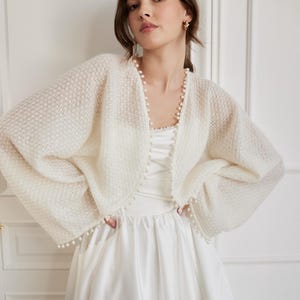 Wedding Dress Topper Wedding Gown Topper Bridal Cover up Pearl Bolero Bridal Separate Ivory Dress Cardigan Puff Sleeve Shrug Warm Wool Stole