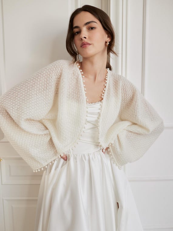 Puff Sleeve Ivory Shrugs For Dresses Organza Sleeves Wedding Cover Up Lace Applique Bridal Bolero White Puff Sleeve Ivory Shrugs For Dresses Organza Sleeves Wedding Cover Up Lace Applique Bridal Bolero White