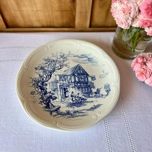 Grande piatto antico Gien x Enoch Wedgwood “Ludlow” – 30 cm – decorazione blu cottage inglese – terracotta francese vintage