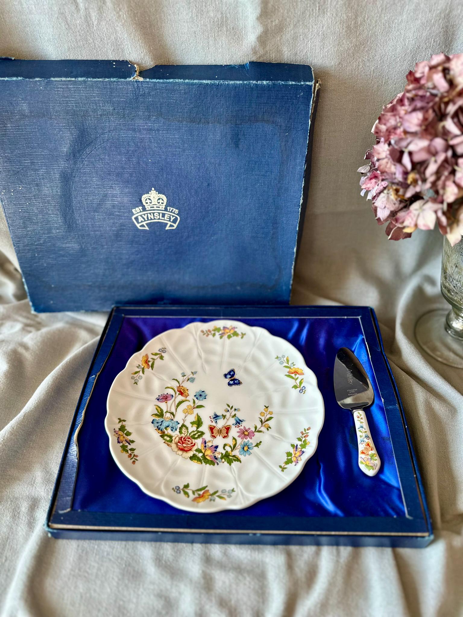 エインズレイ　Aynsley ケーキプレート&ナイフ エインズレイ コテージガーデン プレート＆チーズナイフ 21㎝皿 ナイフ