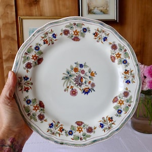 Antique Gien plate, Moustiers Oléry’s model – French earthenware with floral decoration – 26 cm – vintage France