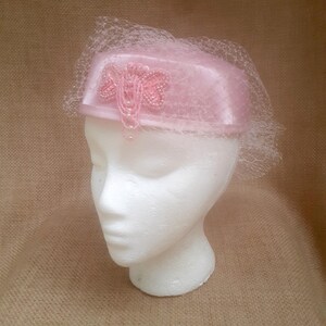 Pink Pillbox Hat With Netting - Etsy display picture 1