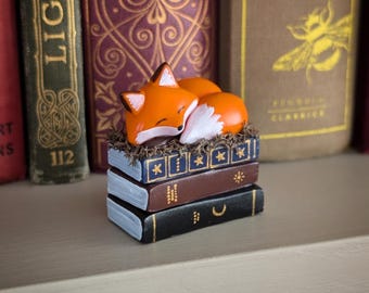 Fox on Books Figurine, Miniature Woodland Sculpture, Wildlife Bookshelf Guardian, Cottagecore Desk Decor