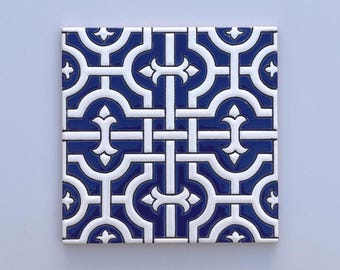 Handmade Spanish Ceramic Tile, Decorative Wall Art (15 x 15 cm)