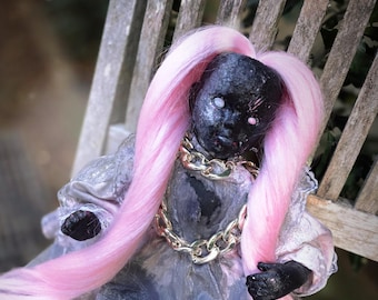 Muñeca de porcelana zombie espeluznante única: Burnella Rose, 30 cm