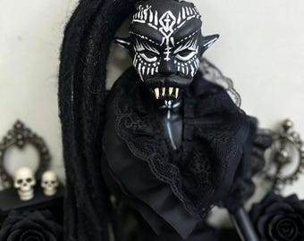 OOAK Scary Hybrid Vampire/Goblin porcelain doll: Vespera 45cm