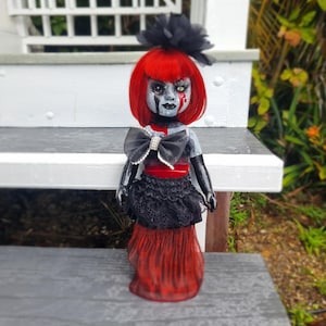 OOAK Gruselpuppe: Roella