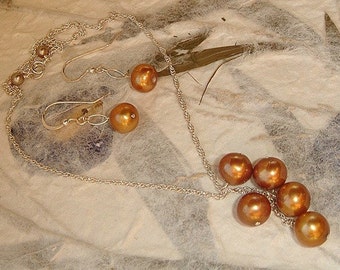 Topaz Pearl Drop Necklace Set