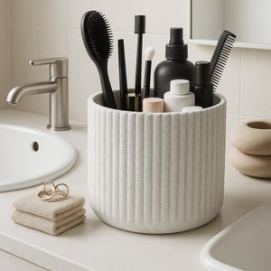 Modern Ribbed Bathroom Organizer | Minimalist Makeup Cup