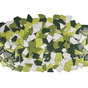 KiWeeze 200g Glossy Olive and Forest Green with White Mix of Irregular Shaped Glass Mosaic Tiles for Crafts, Perfect for Mosaic Art and DIY