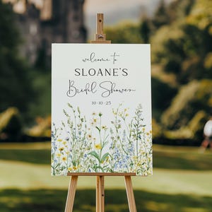 Letrero de bienvenida para despedida de soltera con flores silvestres amarillas y azules, póster imprimible personalizado, decoración para despedida de soltera al aire libre, tablero de brunch nupcial