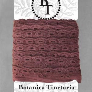 Renda de algodão orgânico tingido naturalmente, 2,75cm de largura - Berinjela *vendida em cartão de 5m*