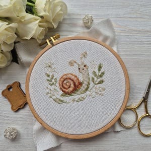 Cute Snail Cross stitch pattern. Snail Cross Stitch Digital Pattern. Snail Hand Embroidery Needlepoint chart