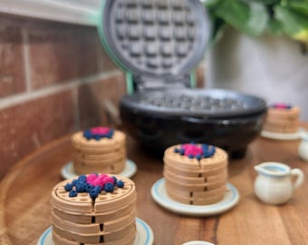 Waffle Fidget Clicker Keychain - Breakfast Waffles and Syrup Keychain