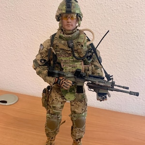 Ultra-Realistic 1/6 Scale Military Action Figure - US Army Soldier Collectible - Tactical Gear Display Model Gift