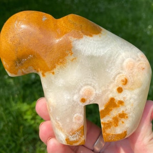 4.1" Calcite Zuni Buffalo, Bison Carving, Crystal Bison, Gemstone Buffalo, Banded Onyx, Large Buffalo #2