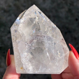 2,6" Punto di Quarzo Lemuriano Arcobaleno Imperfetto #8 Torre di Cristallo di Quarzo Crackle Fuoco e Ghiaccio, Decorazione per la Casa Stregata, Pietra Preziosa di Guarigione Trasparente