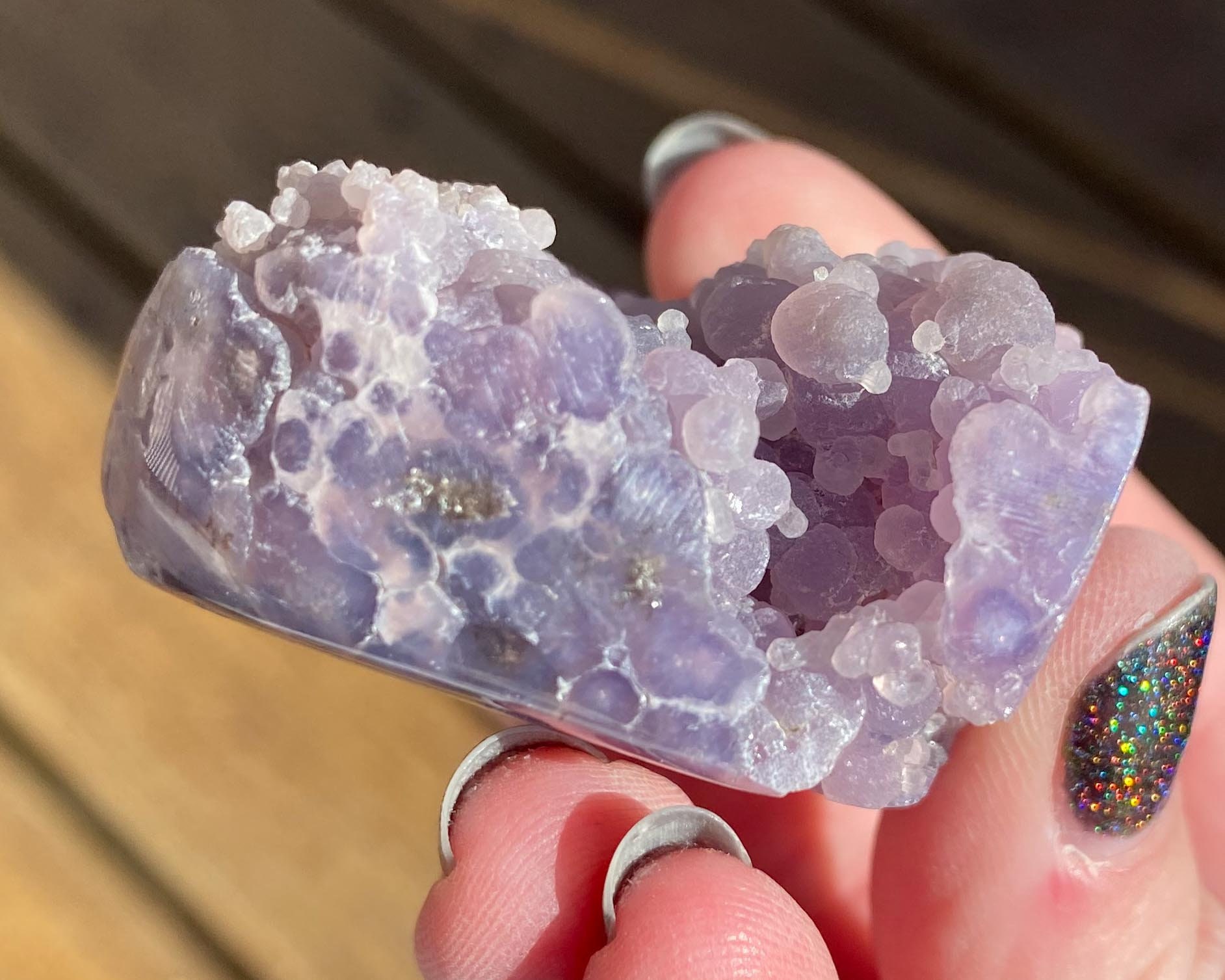 キラキラ輝くグレープアゲートハート：紫ブドウ状ドゥルージー