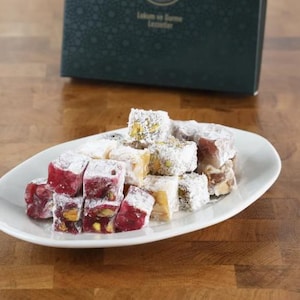 270g Assorted Turkish Delight | Mixed Flavors & Nuts | Gourmet Lokum Gift Box | Authentic Sweet from Turkey | Vegan Friendly
