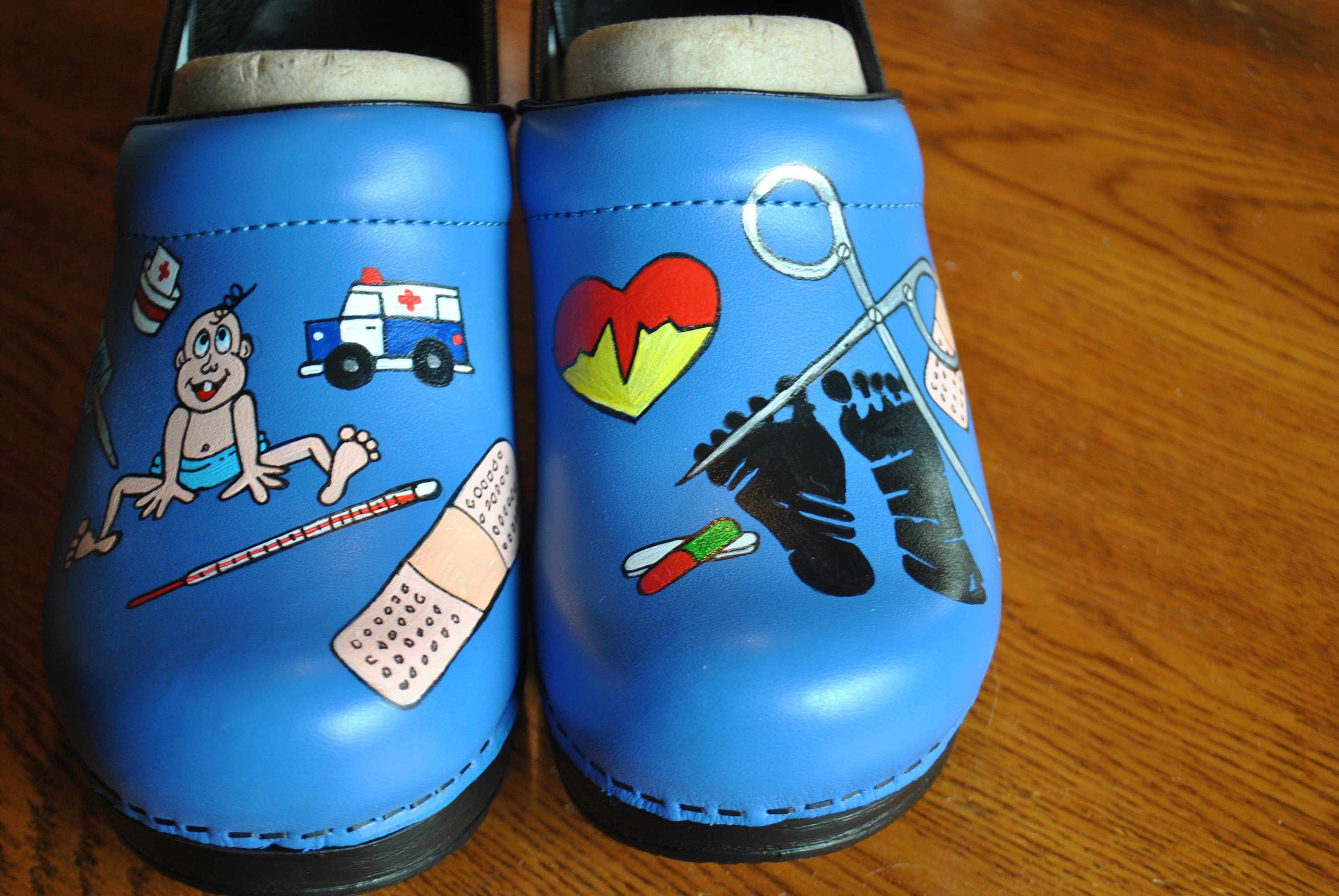 ingaro nursing shoes