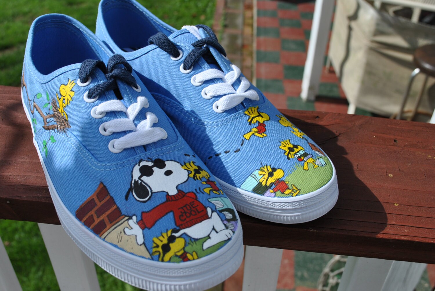 snoopy cute sneakers