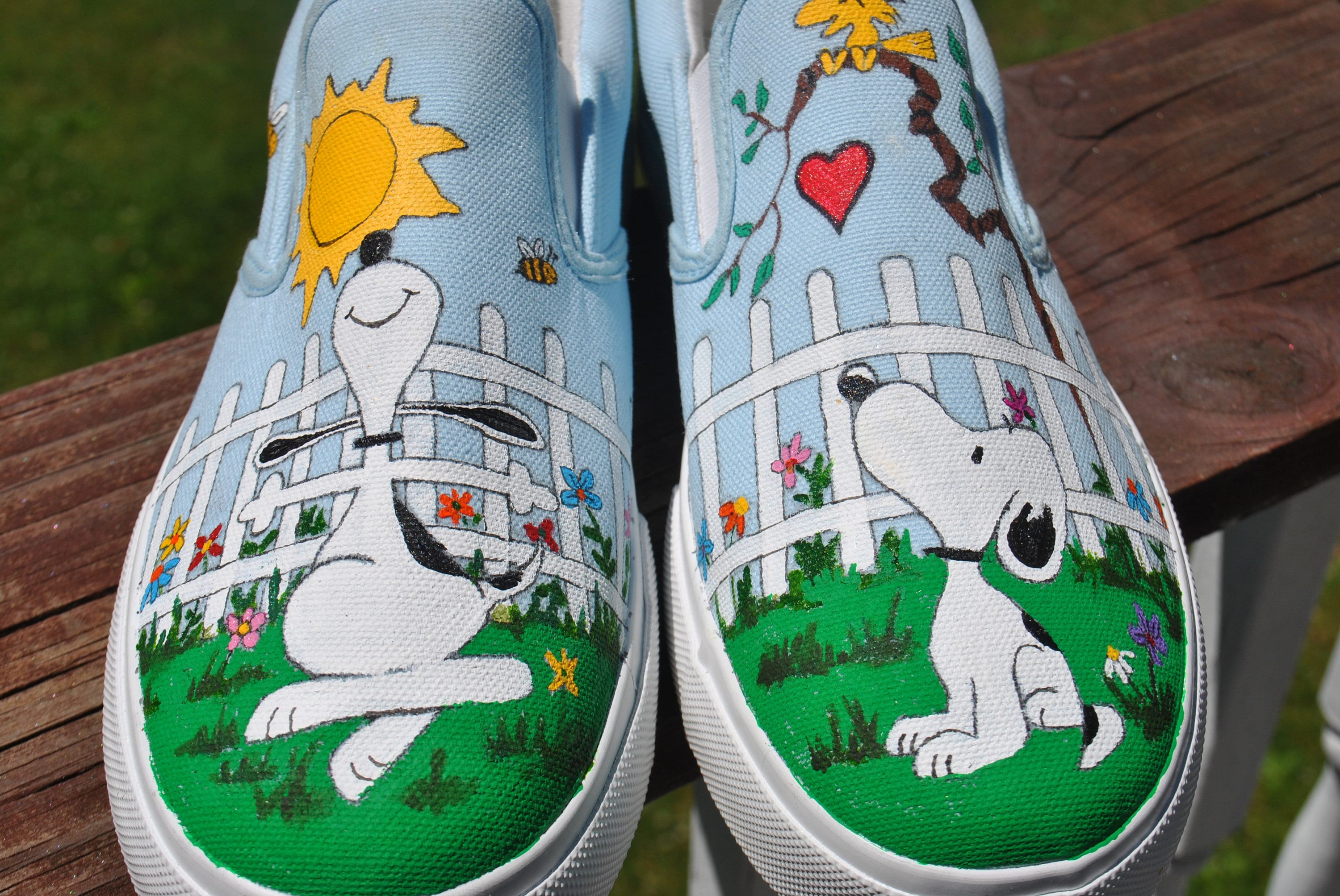 custom snoopy vans