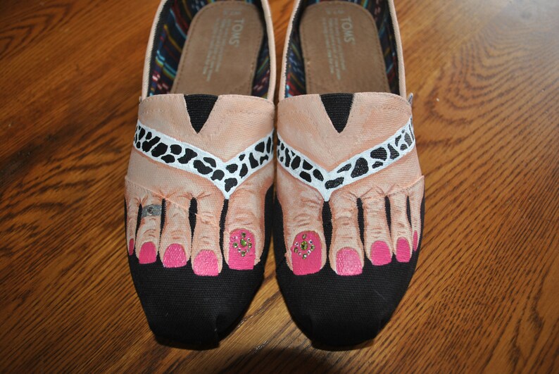 Custom Hand Painted Toms feet w/ embelishments fushia toes and Etsy