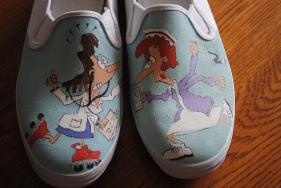 nursing shoes size 11