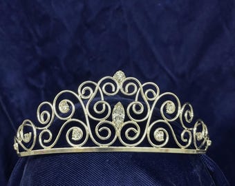 Vintage Y2K Tiara with Crystals